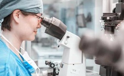 广州未婚生子上户缴多少社会抚养费看情况，50万系谣传